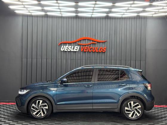 VOLKSWAGEN T-CROSS 1.0 200 TSI TOTAL FLEX COMFORTLINE AUTOMÁTICO VOLKSWAGEN T-CROSS 1.0 200 TSI TOTAL FLEX COMFORTLINE AUTOMÁTICO
